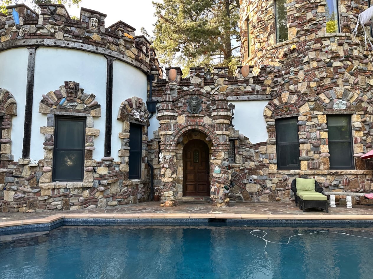 August Family Vineyards